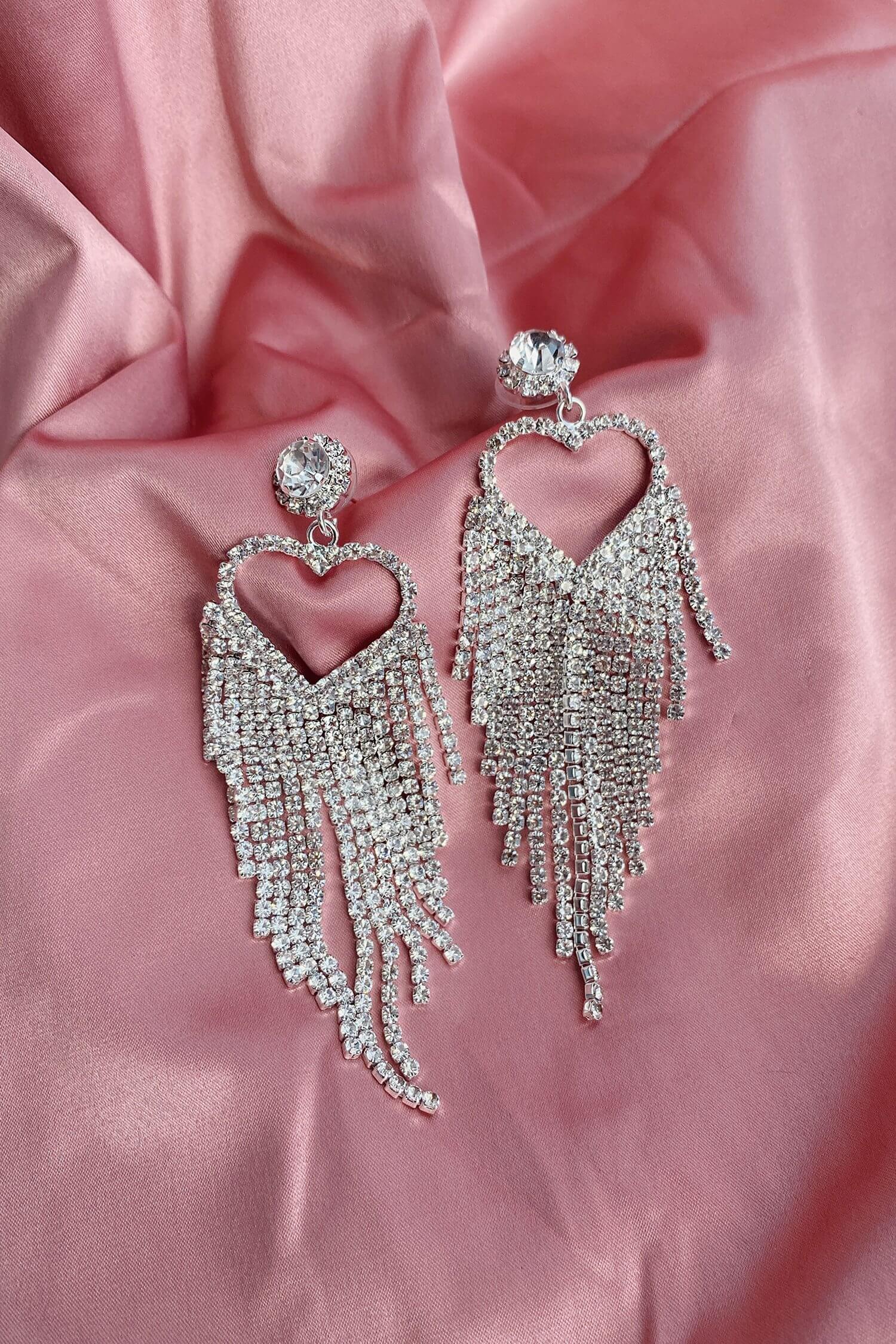 HEART TASSEL DROP EARRINGS