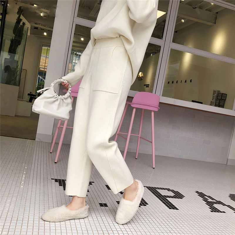 LYNA KNITTED TWO PIECE SET
